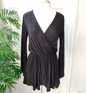 Topshop Plunge Bell Sleeve Romper Black Size 6